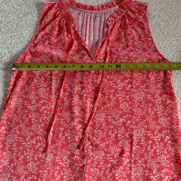 LOFT Outlet sleeveless top - Picture 6 of 7